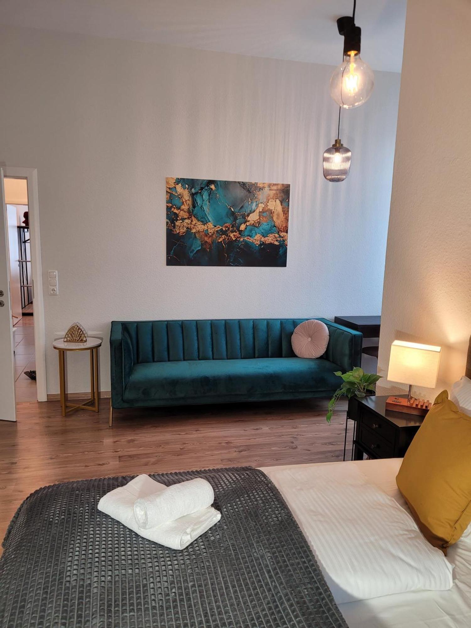 T21 - Apartment Direkt Im Zentrum Mit Parkplatz Chemnitz Kültér fotó