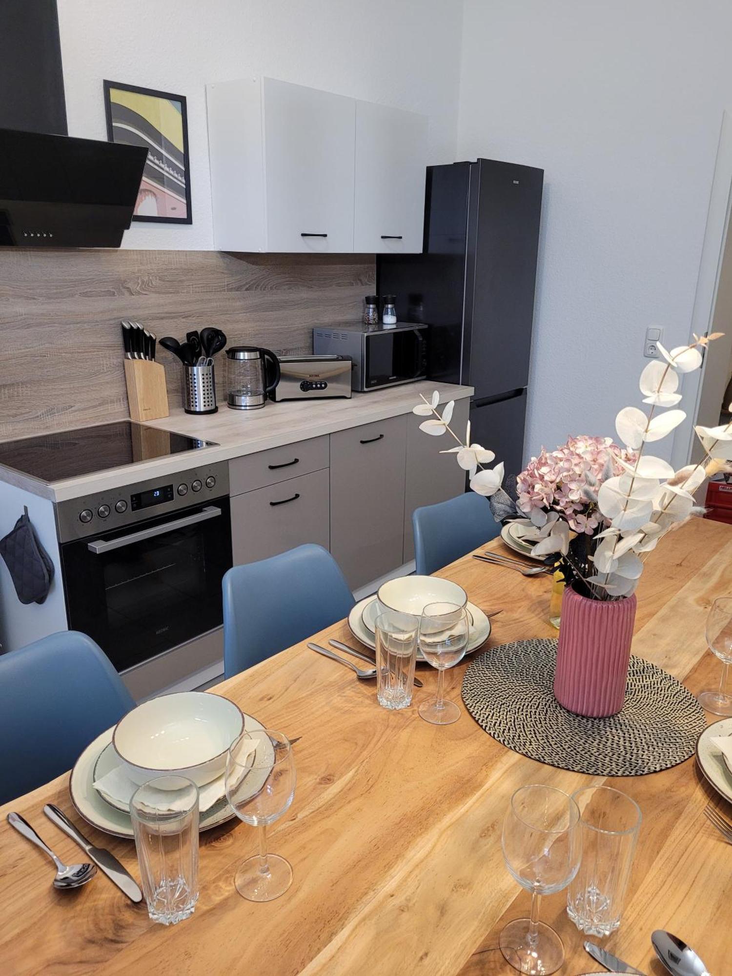 T21 - Apartment Direkt Im Zentrum Mit Parkplatz Chemnitz Kültér fotó